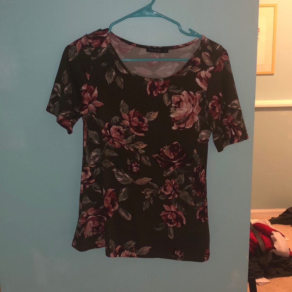 Green floral Mika rose tee
